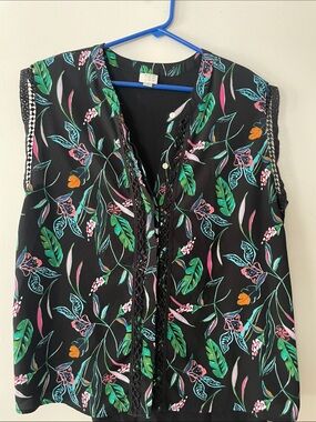Women’s Black Floral Lace-Trim Sleeveless Camisole - Vibrant Pink & Green Print